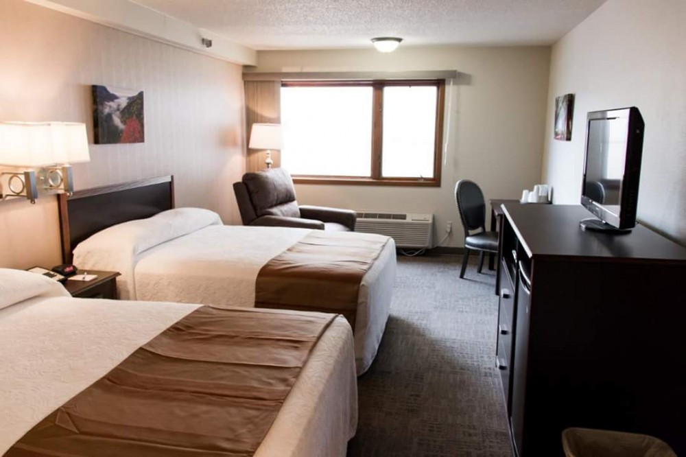 double queen bed accommodations